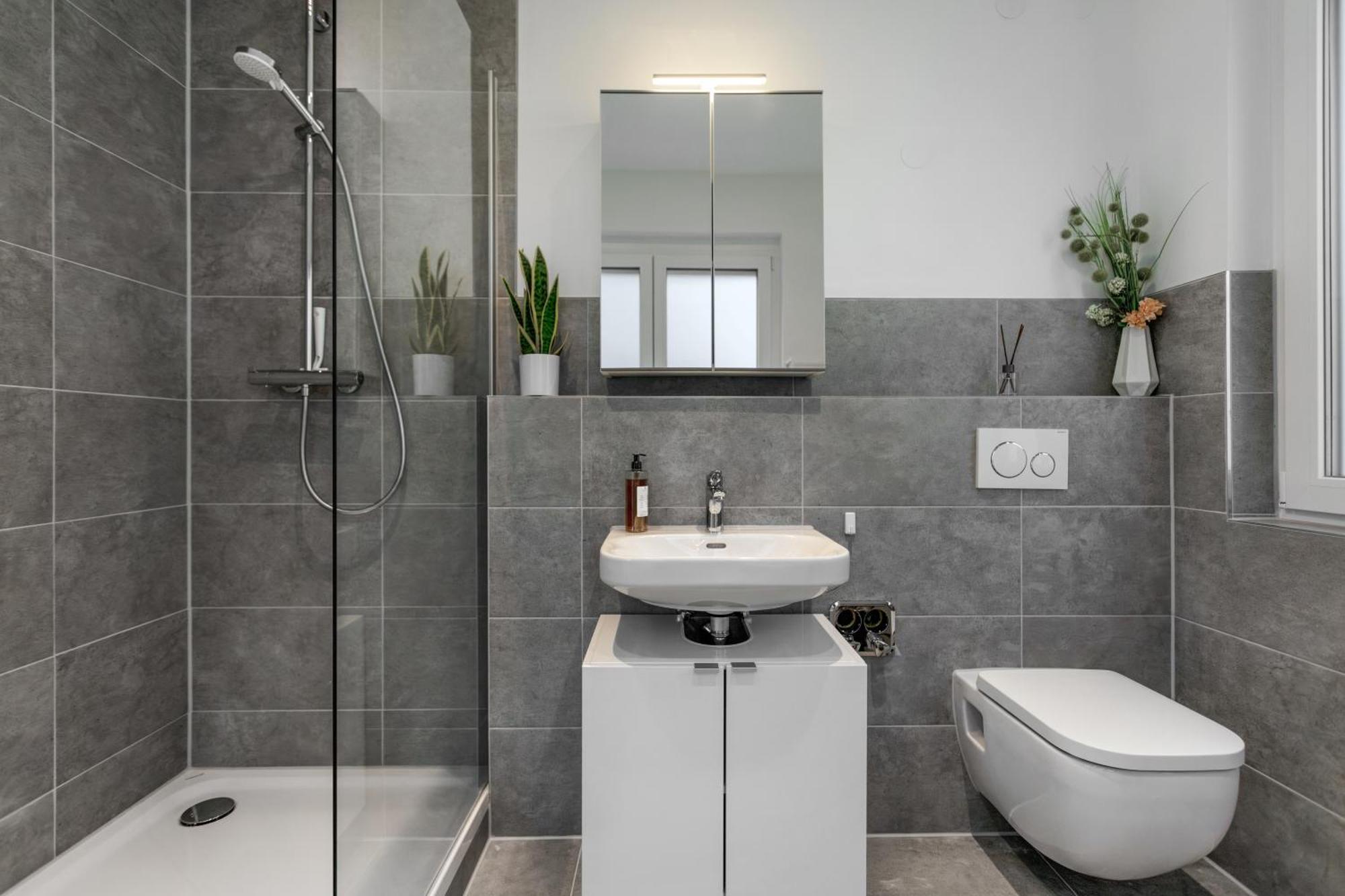 Rosenberg-Suites - Zentral, Stellplatz, Grosse Terasse, Business & Privat Heilbronn Exterior photo