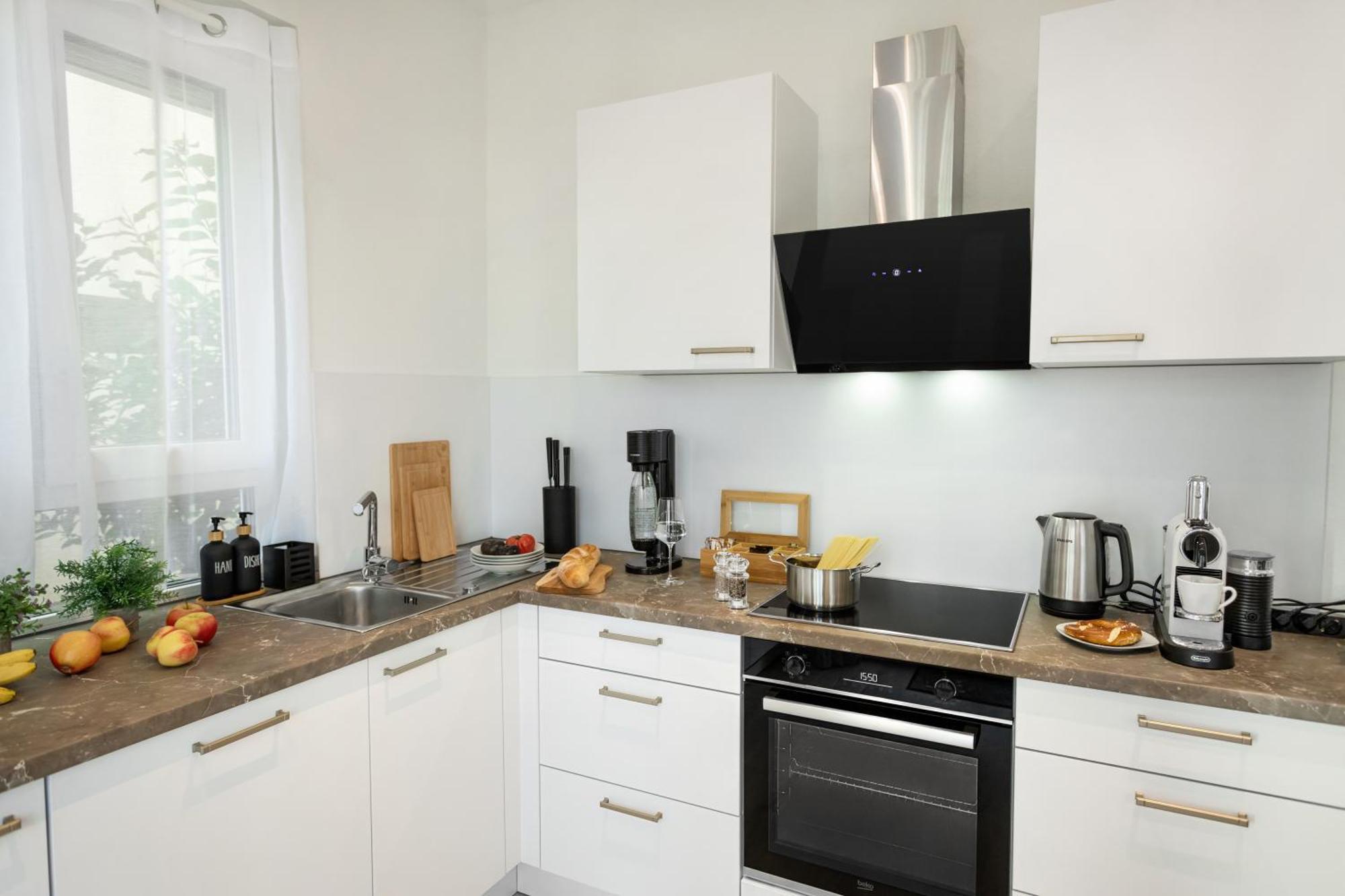 Rosenberg-Suites - Zentral, Stellplatz, Grosse Terasse, Business & Privat Heilbronn Exterior photo