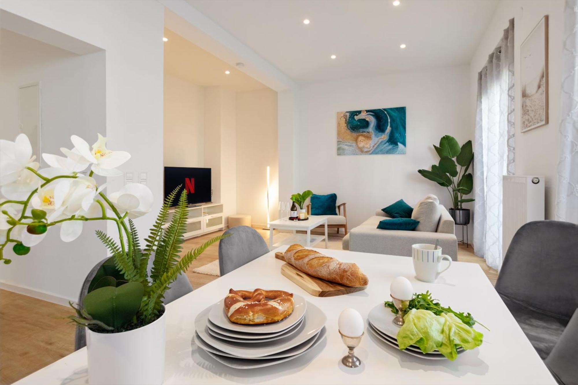 Rosenberg-Suites - Zentral, Stellplatz, Grosse Terasse, Business & Privat Heilbronn Exterior photo