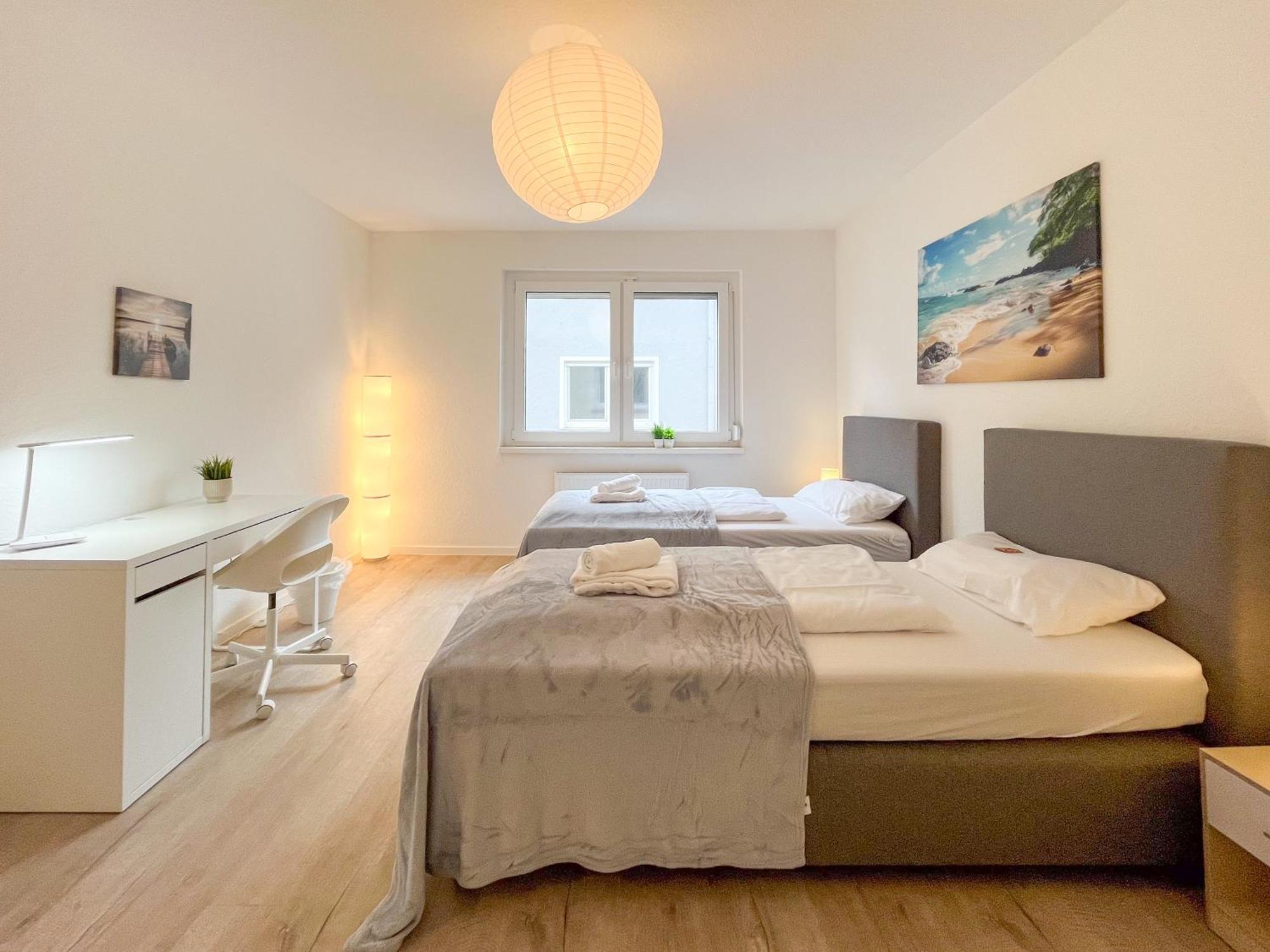 Rosenberg-Suites - Zentral, Stellplatz, Grosse Terasse, Business & Privat Heilbronn Exterior photo